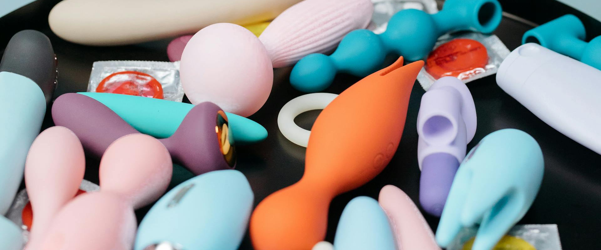 Comment choisir son premier sextoy en 2025 ? Le guide sans tabou